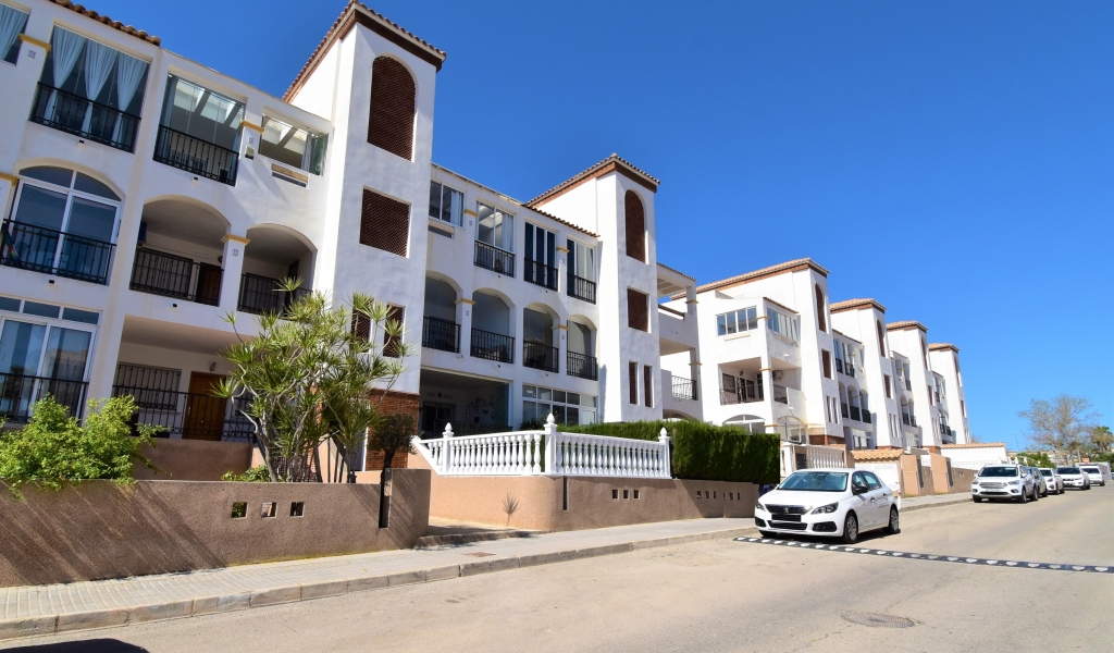2 Bedroom 1 Bathroom Apartment in Orihuela Costa