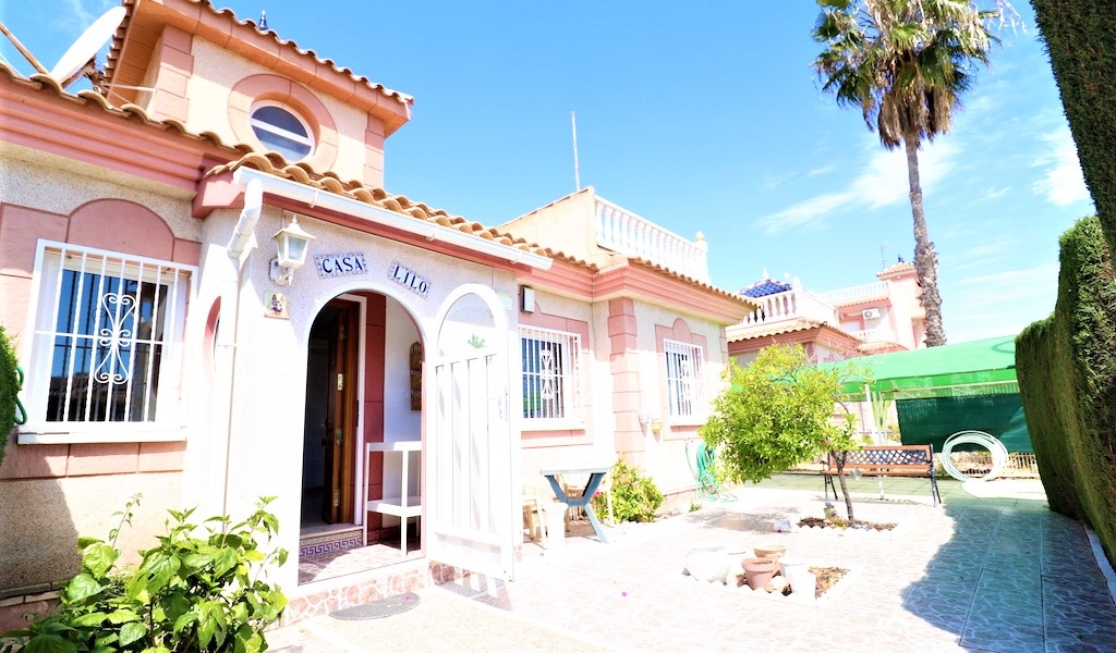 MEDITERRANEAN STYLE QUAD BUNGALOW LOCATED IN FLAMINGO HILLS II COMPLEX , PLAYA FLAMENCA