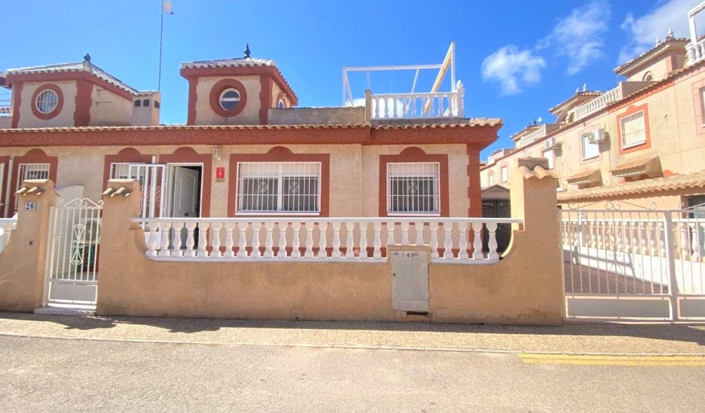 ATTRACTIVE BUNGALOW LOCATED IN FLAMINGO HILLS I, PLAYA FLAMENCA