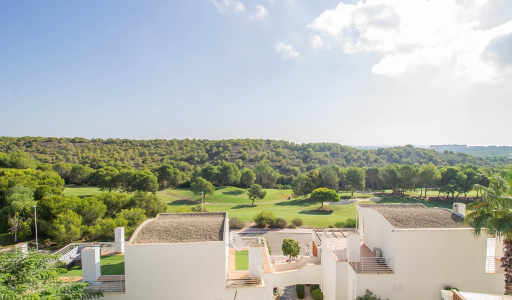 3 Bedroom 2 Bathroom Apartment in Orihuela Costa