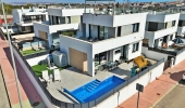 THK32-3702-2982, 3 Bedroom 2 Bathroom Villa in Villamartin