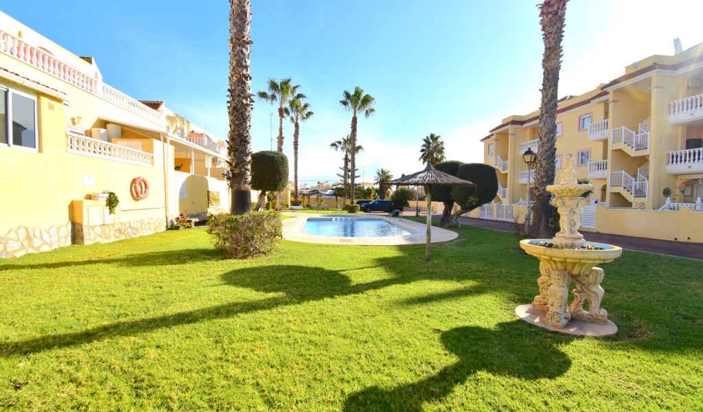 2 Bedroom 1 Bathroom Apartment in Orihuela Costa