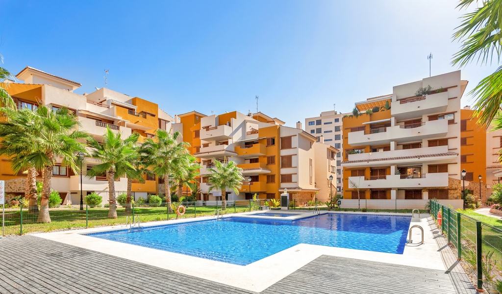 3 Bedroom 2 Bathroom Apartment in Torrevieja