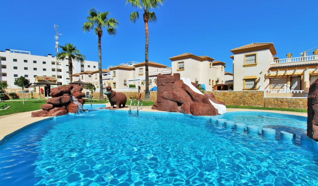 2 Bedroom 2 Bathroom Apartment in Villamartin
