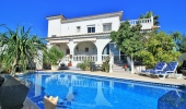 4-8918/3289, 6 Bedroom 3 Bathroom Villa in Villamartin