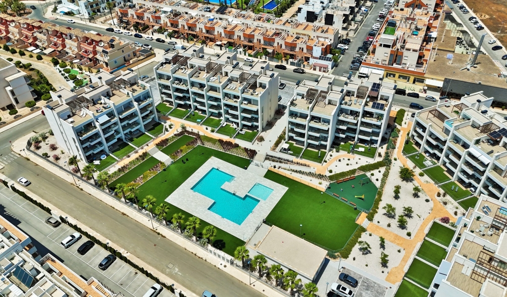 2 Bedroom 2 Bathroom Apartment in Villamartin