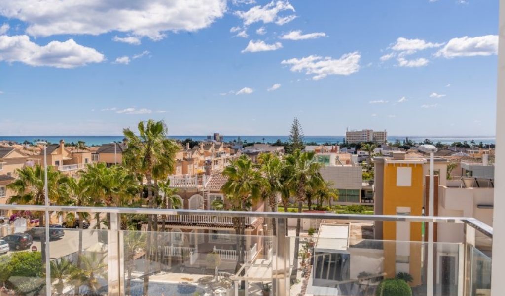 Modern Apartment in Zenia Star Residential with Sea Views and Double Terrace