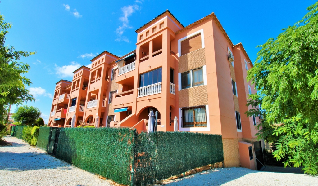 2 Bedroom 2 Bathroom Apartment in Villamartin